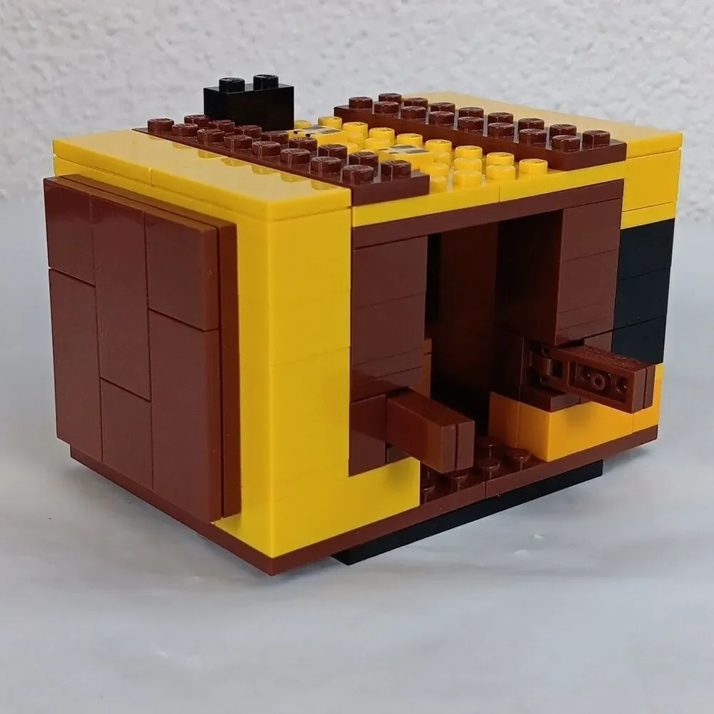 Lego Minecraft Bee Cottage Parts Replacement Plus Mini Figures Incomplete Loose